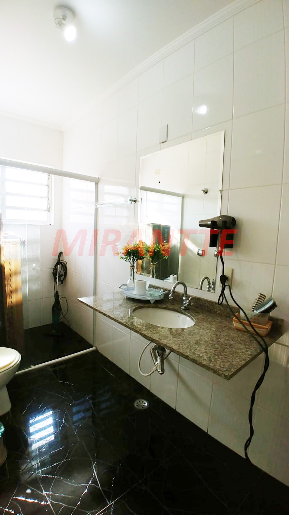 Sobrado de 230m² com 4 quartos em Jardim França