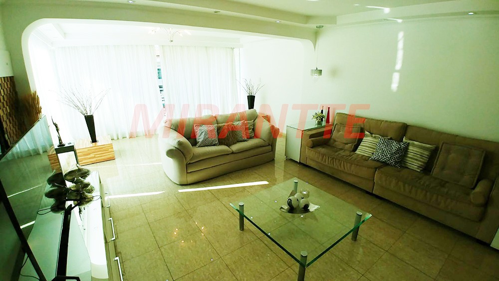 Sobrado de 230m² com 4 quartos em Jardim França