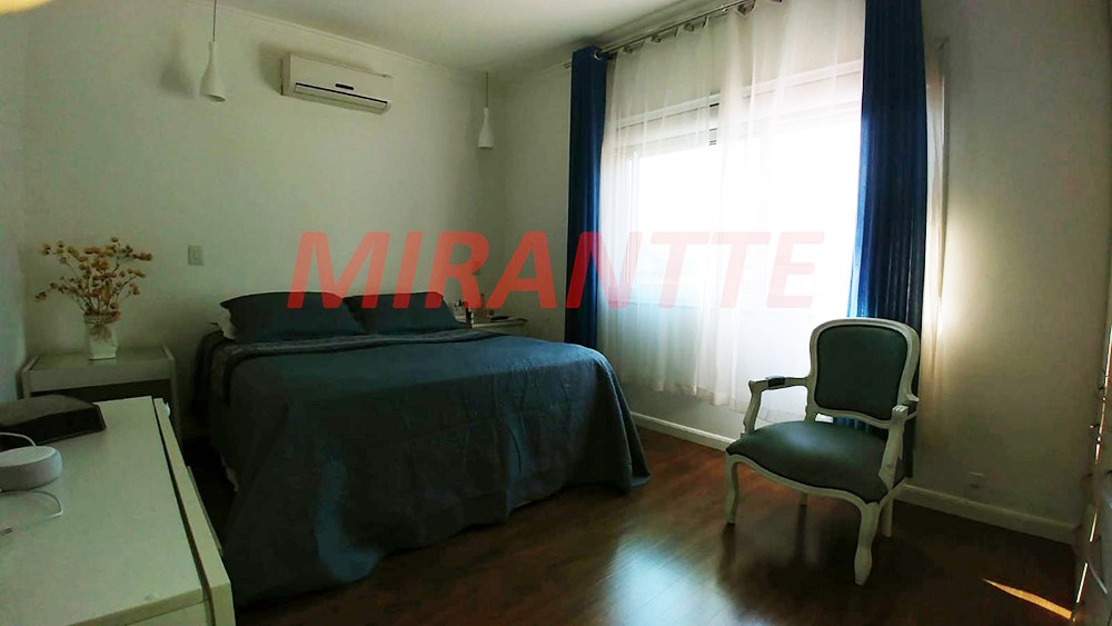Sobrado de 230m² com 4 quartos em Jardim França