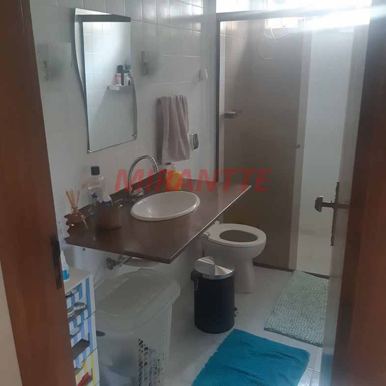 Sobrado com 3 quartos em Jardim Peri