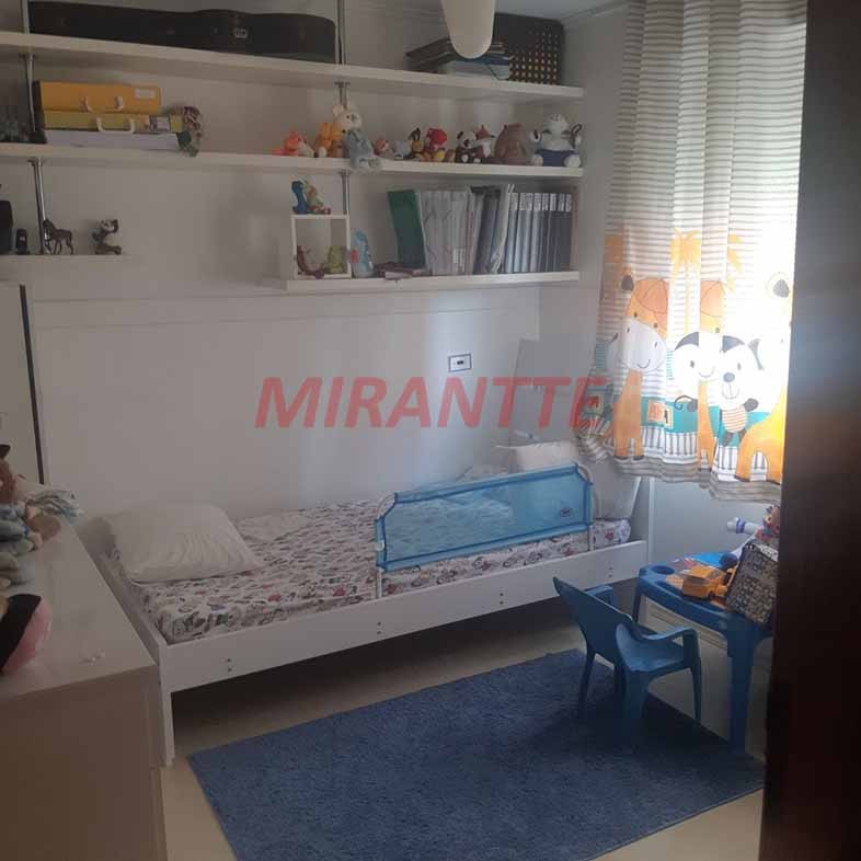Sobrado com 3 quartos em Jardim Peri