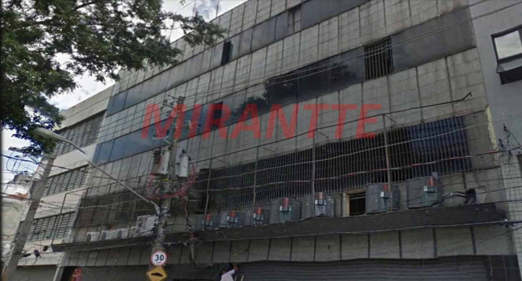 Comercial de 1200m² em Bom Retiro