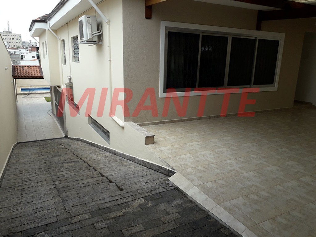 Casa terrea de 216m² com 3 quartos em Parque Peruche