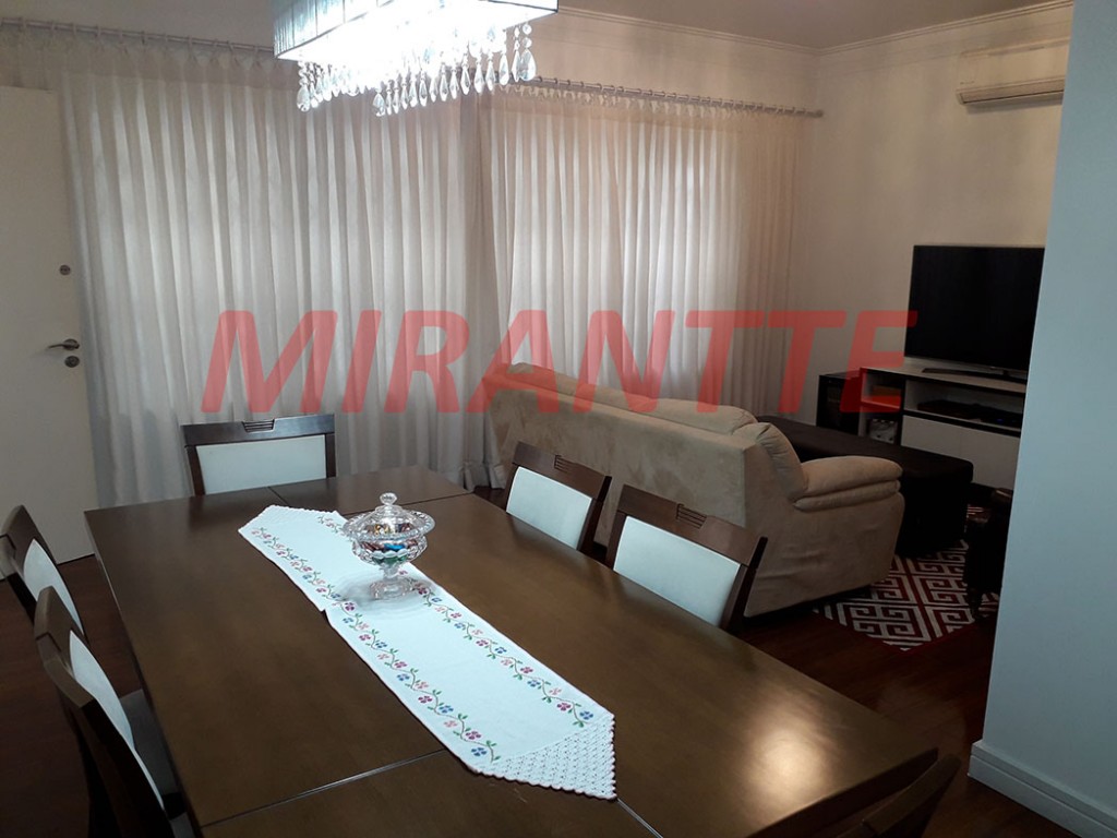 Casa terrea de 216m² com 3 quartos em Parque Peruche