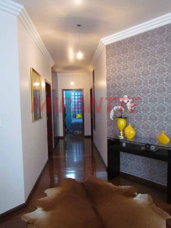 Sobrado de 566m² com 4 quartos em Vila Rio de Janeiro