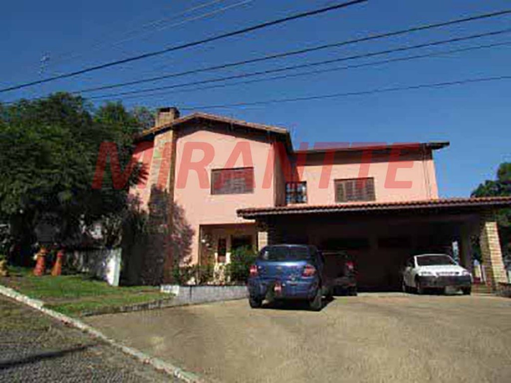 Sobrado de 566m² com 4 quartos em Vila Rio de Janeiro