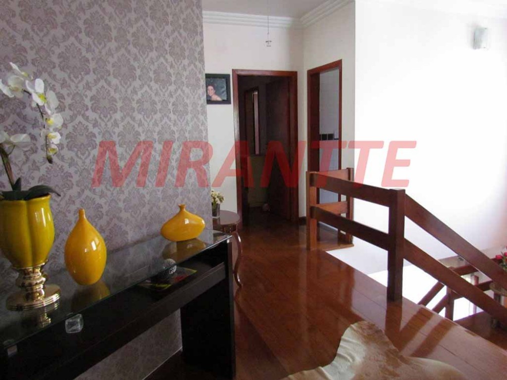 Sobrado de 566m² com 4 quartos em Vila Rio de Janeiro