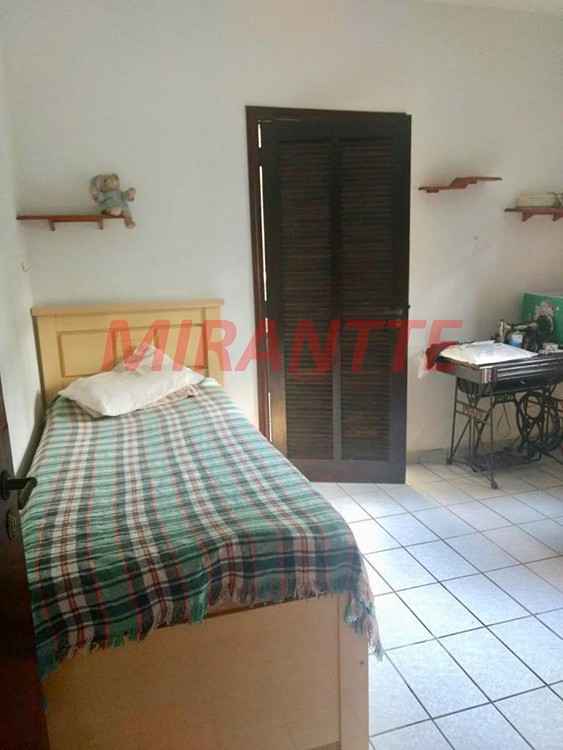 Casa terrea de 290m² com 4 quartos em Centro – Mairiporã