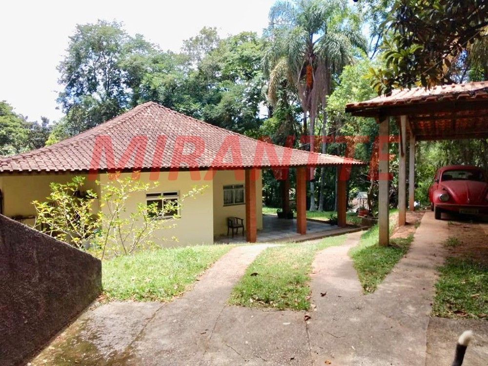 Casa terrea de 290m² com 4 quartos em Centro – Mairiporã