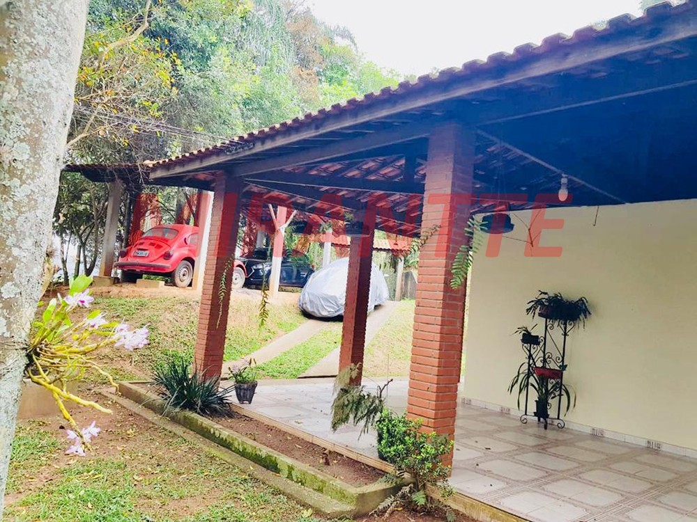 Casa terrea de 290m² com 4 quartos em Centro – Mairiporã