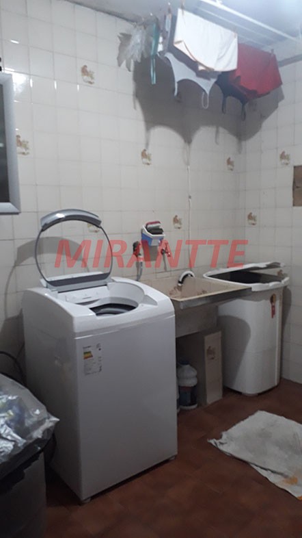 Sobrado de 130m² com 4 quartos em Vila Nova Galvão
