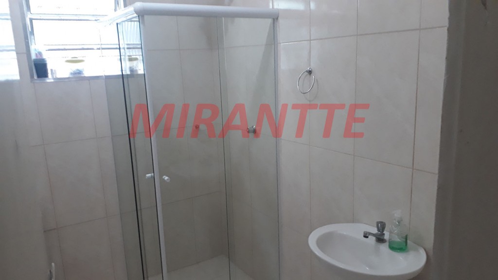 Sobrado de 130m² com 4 quartos em Vila Nova Galvão
