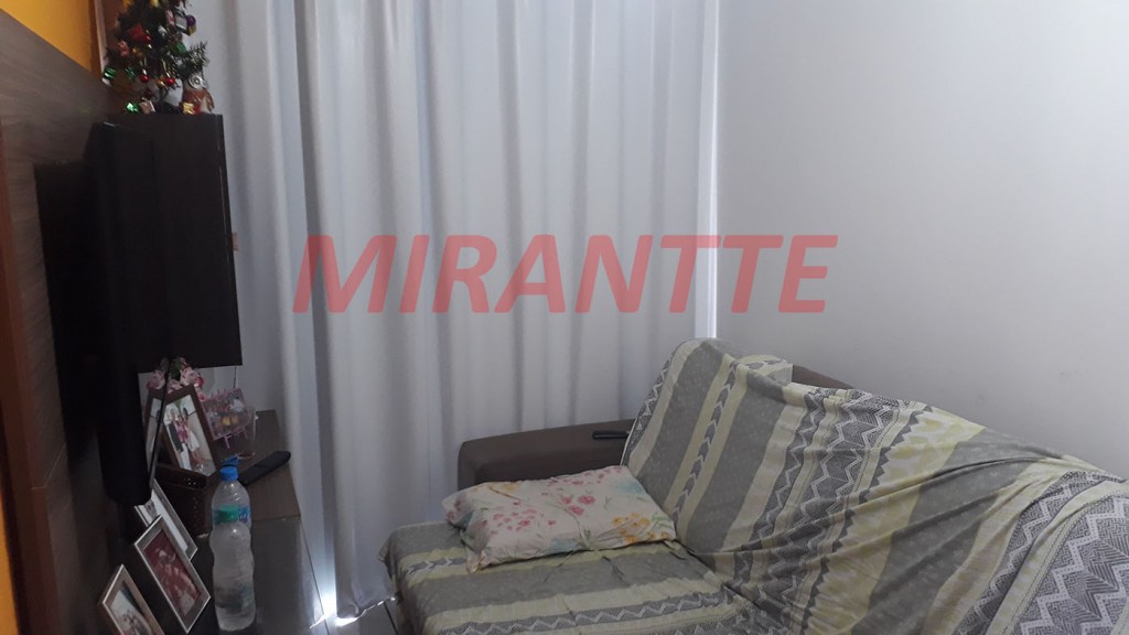 Sobrado de 130m² com 4 quartos em Vila Nova Galvão
