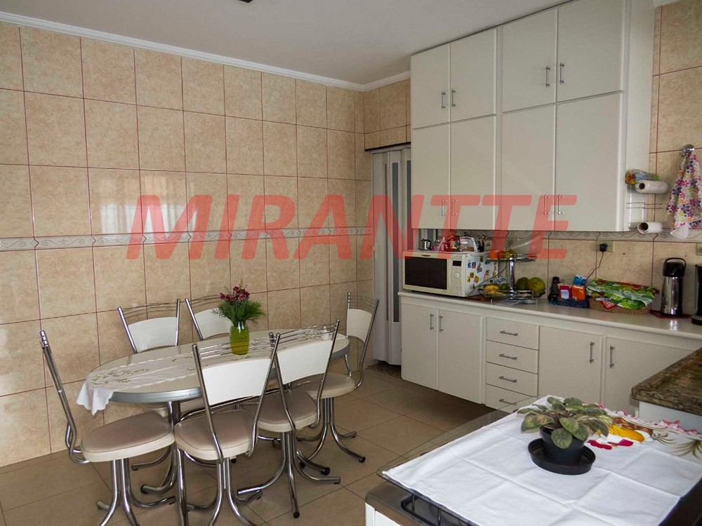 Casa terrea de 120m² com 3 quartos em Casa Verde Alta