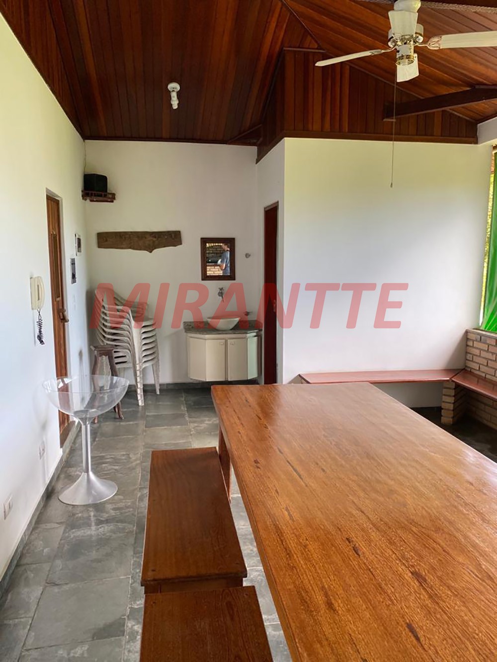 Sobrado de 480m² com 4 quartos em Serra da Cantareira