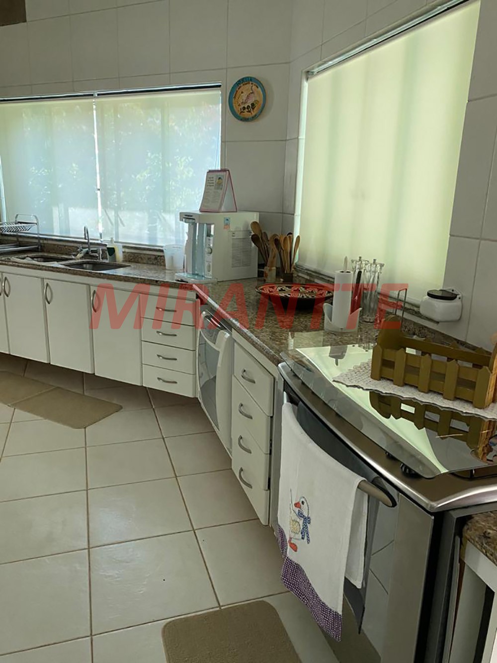 Sobrado de 480m² com 4 quartos em Serra da Cantareira