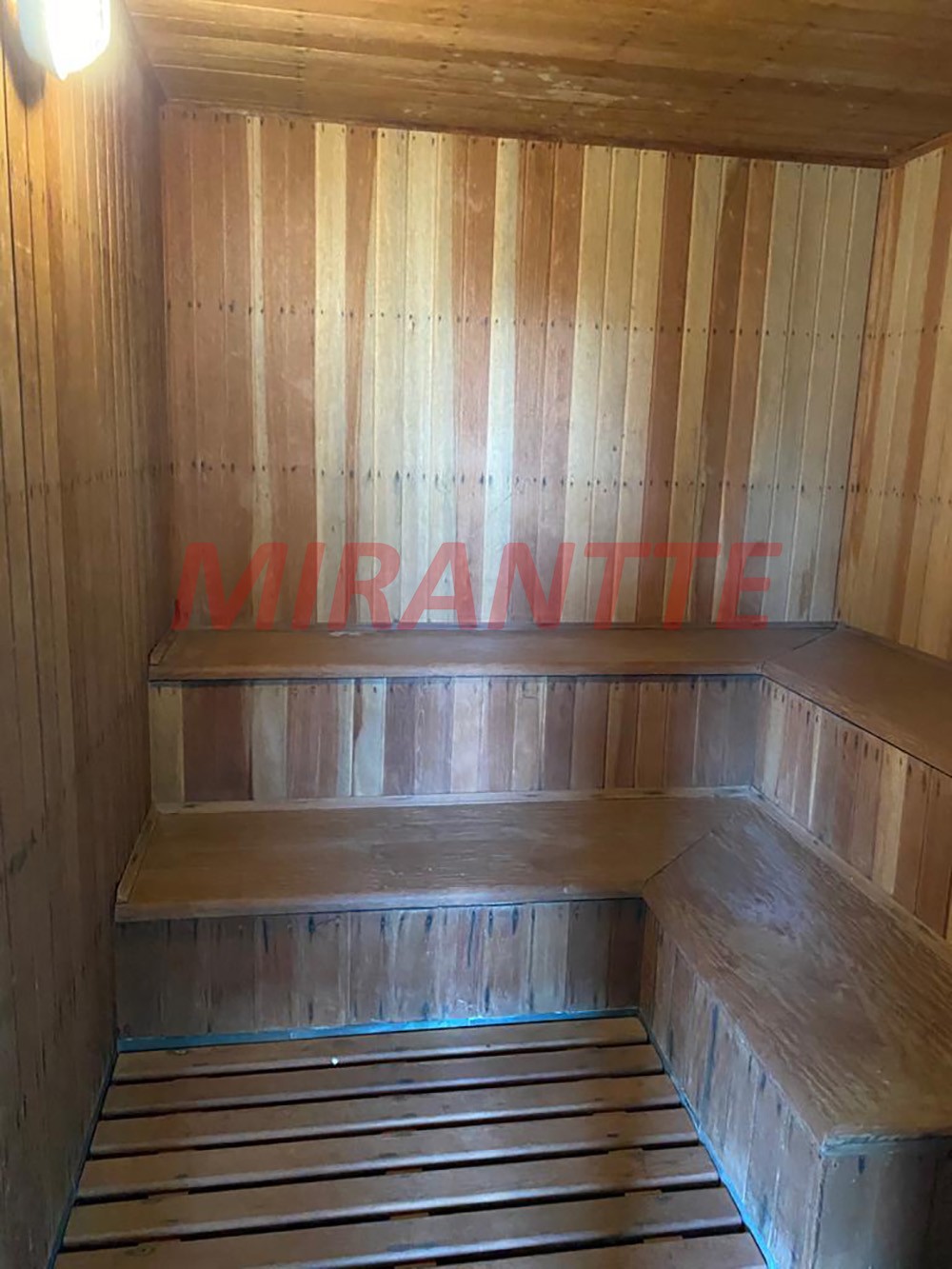 Sobrado de 480m² com 4 quartos em Serra da Cantareira