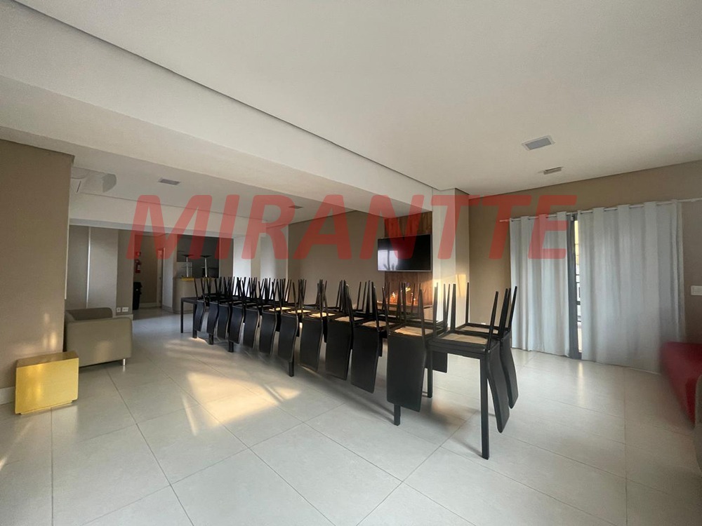 Apartamento de 59m² com 2 quartos em Vila Nivi