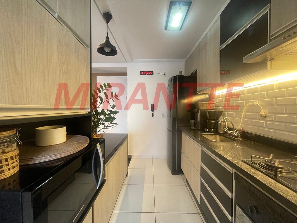 Apartamento de 59m² com 2 quartos em Vila Nivi