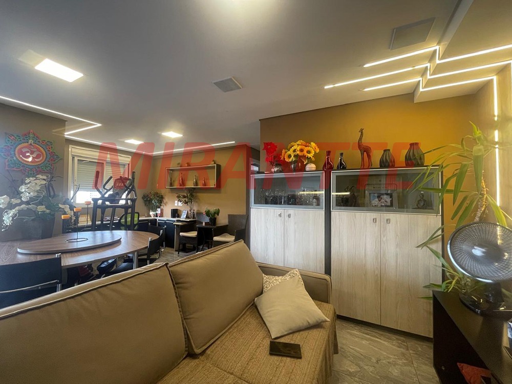 Apartamento de 59m² com 2 quartos em Vila Nivi