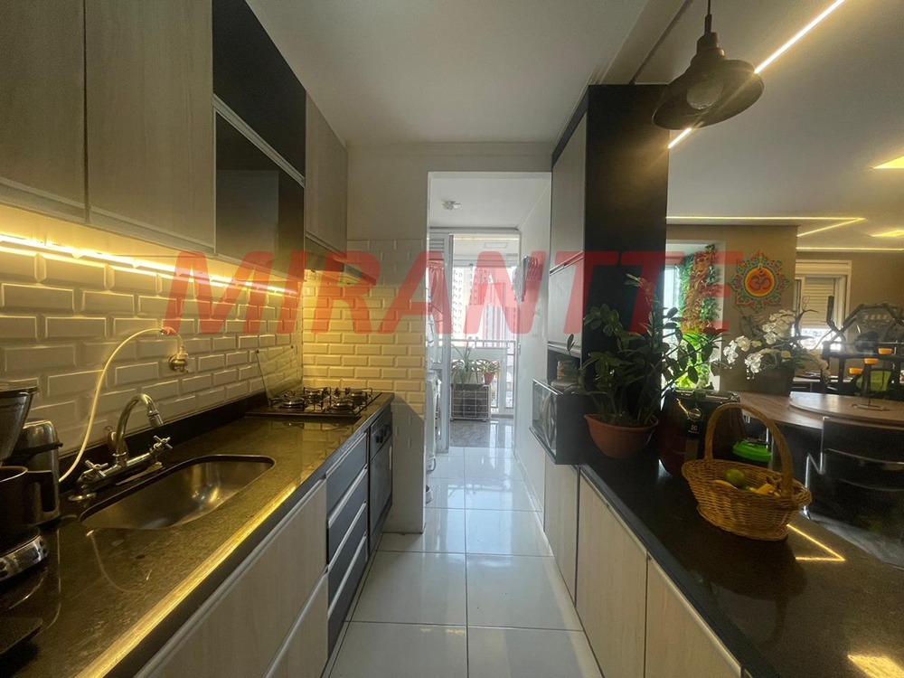Apartamento de 59m² com 2 quartos em Vila Nivi
