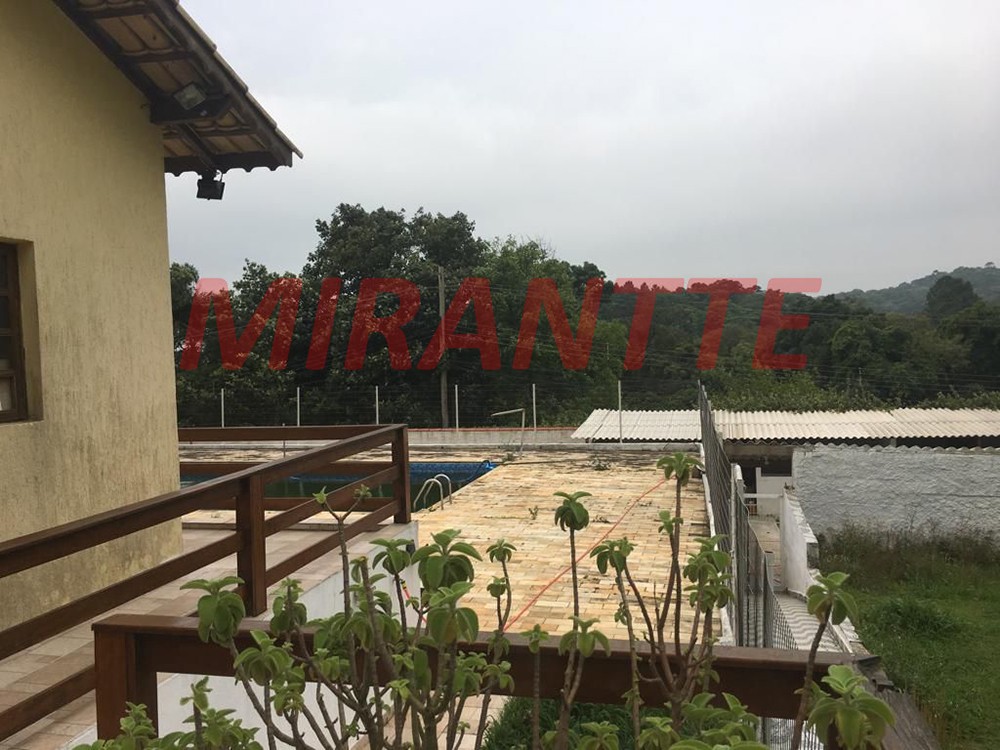 Sobrado de 370m² com 2 quartos em Serra Da Cantareira