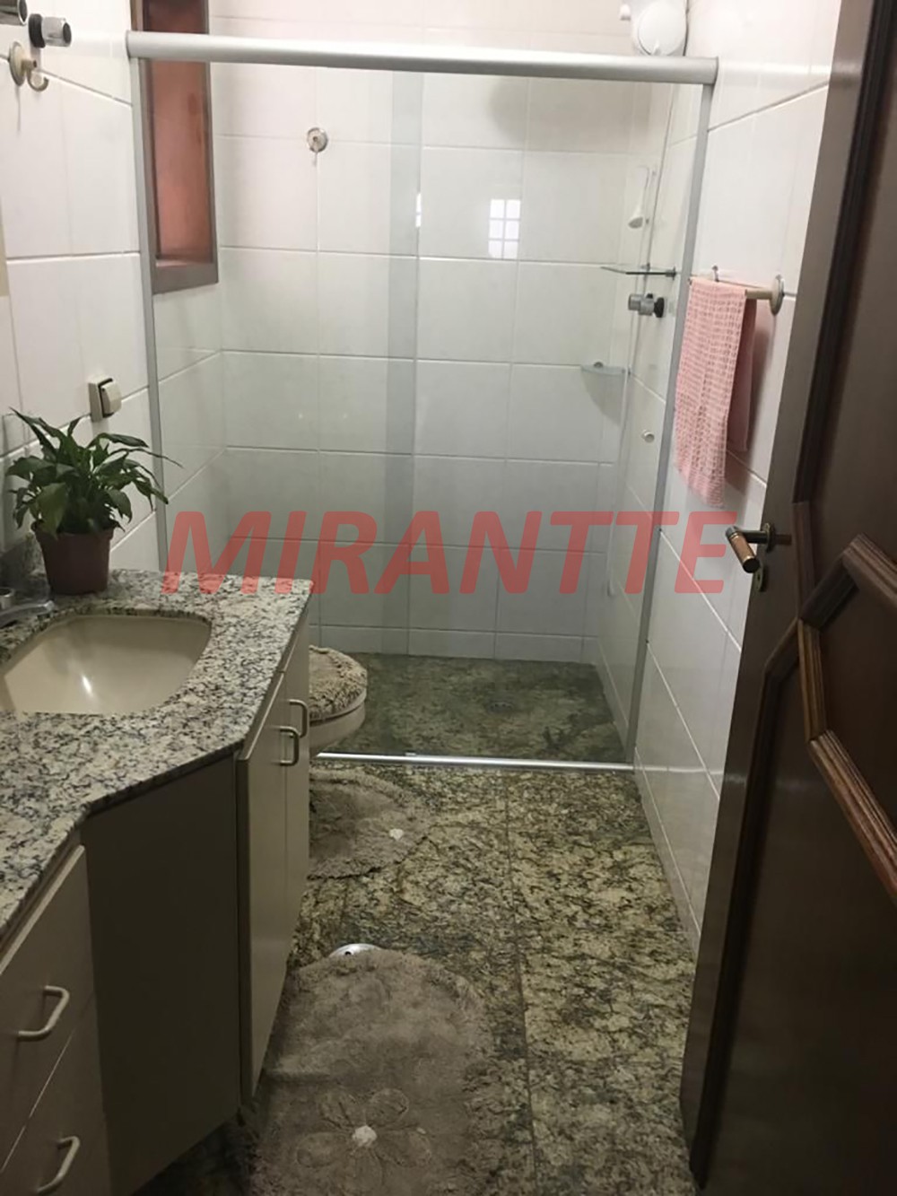 Sobrado de 370m² com 2 quartos em Serra Da Cantareira