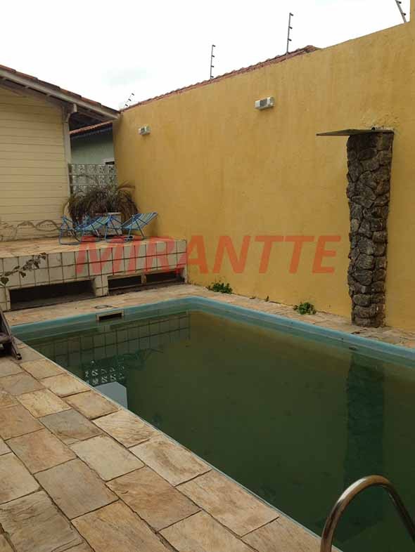 Sobrado com 3 quartos em Jardim City