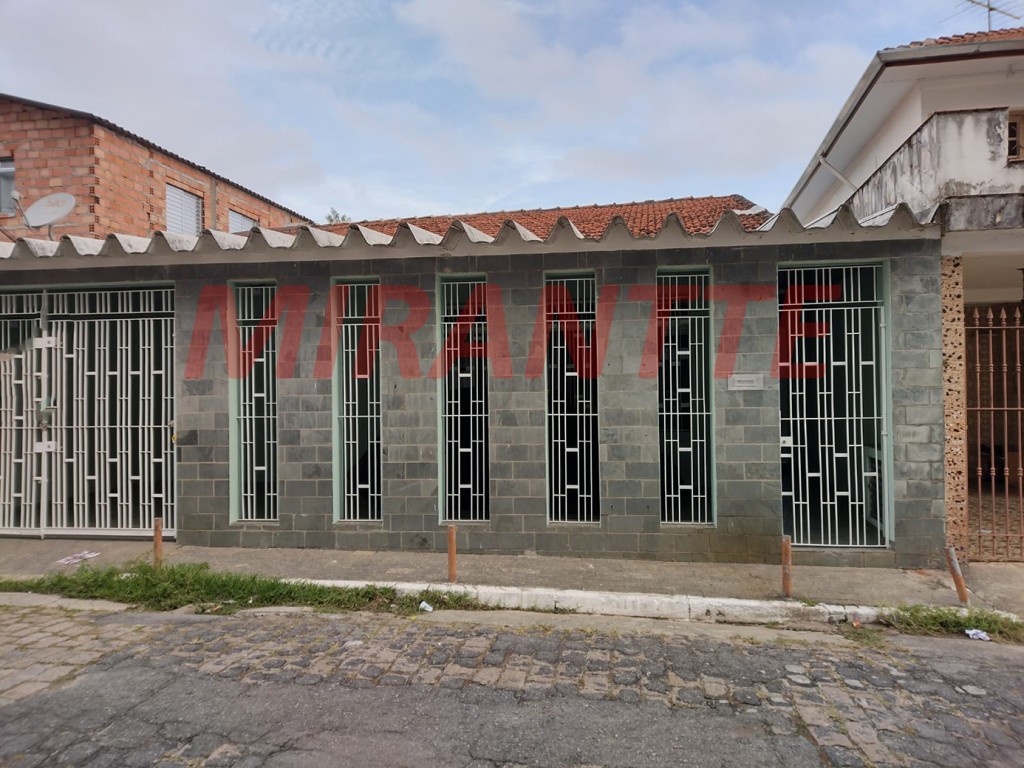Casa terrea de 140m² com 2 quartos em Água Fria