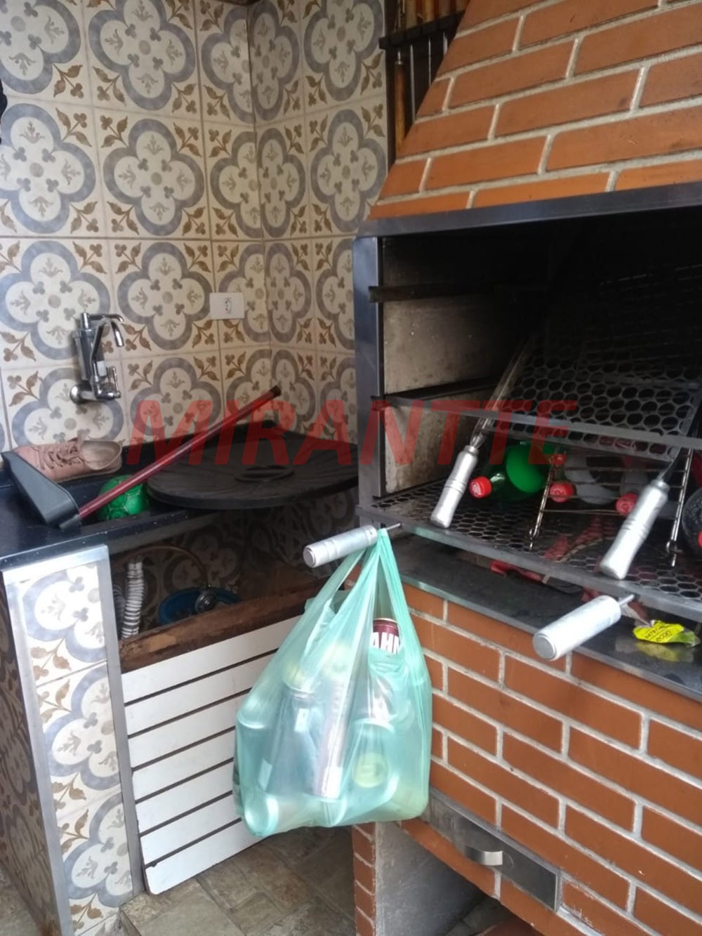 Comercial de 258m² em Casa Verde