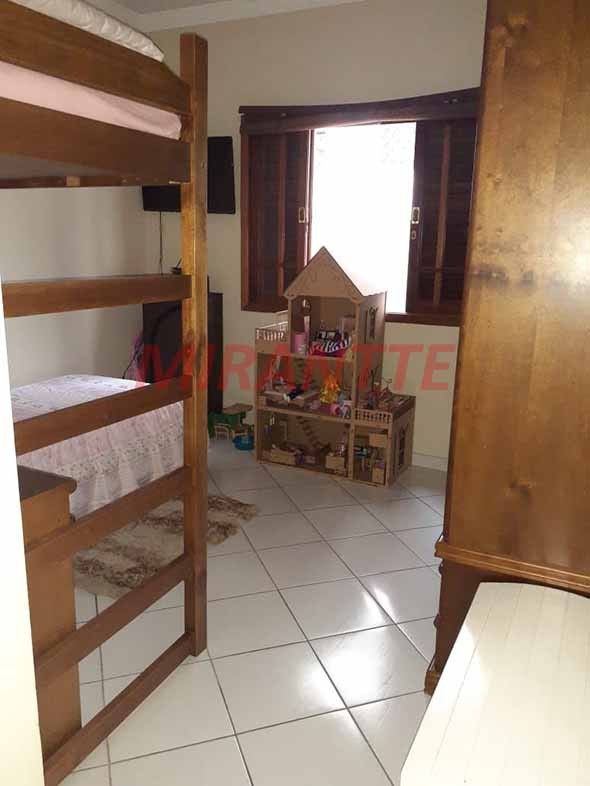 Sobrado de 199m² com 3 quartos em Vila Milton