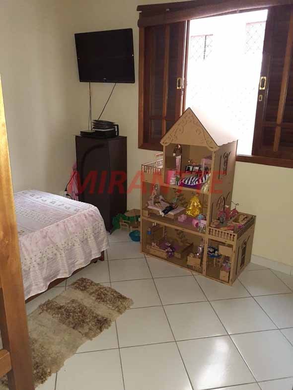 Sobrado de 199m² com 3 quartos em Vila Milton