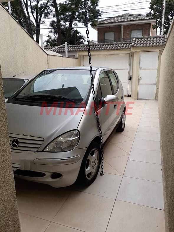Sobrado de 199m² com 3 quartos em Vila Milton