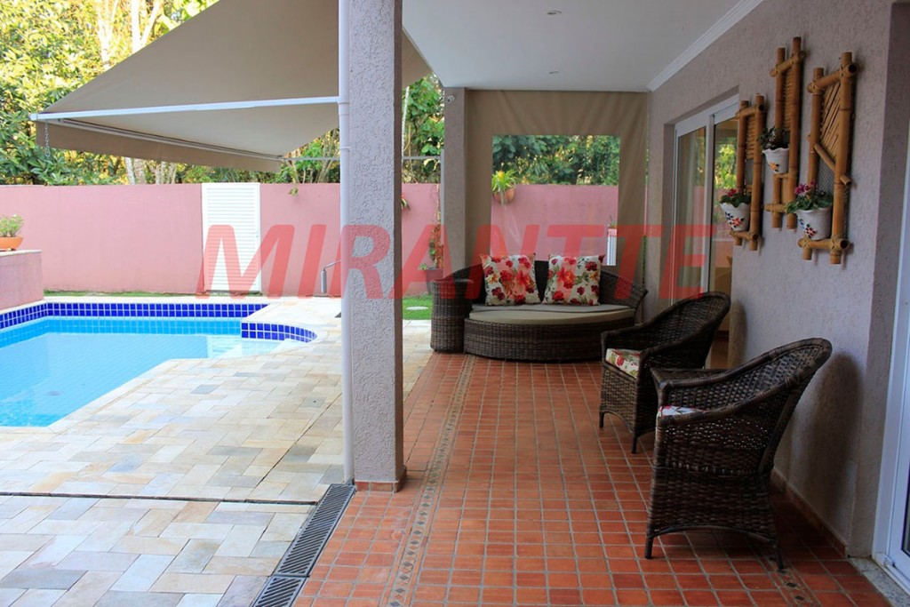 Sobrado de 494m² com 7 quartos em Jardim Nova Cajamar