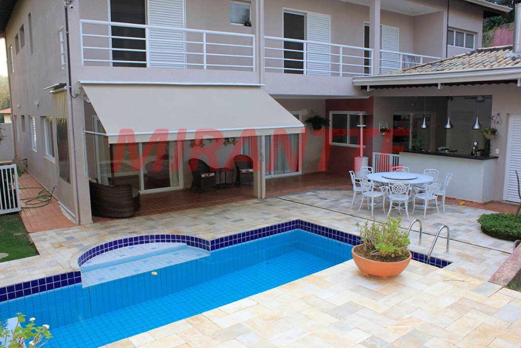 Sobrado de 494m² com 7 quartos em Jardim Nova Cajamar