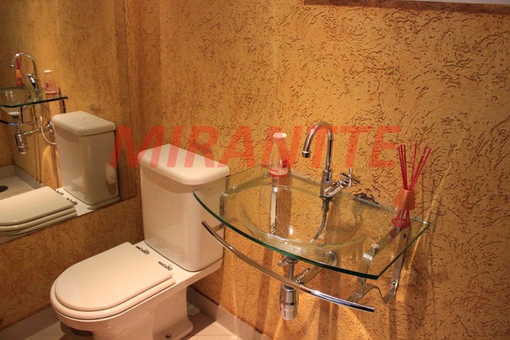 Sobrado de 494m² com 7 quartos em Jardim Nova Cajamar
