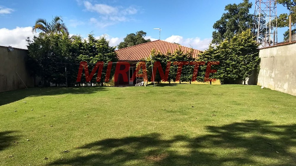 Casa terrea de 350m² com 4 quartos em Serra Da Cantareira