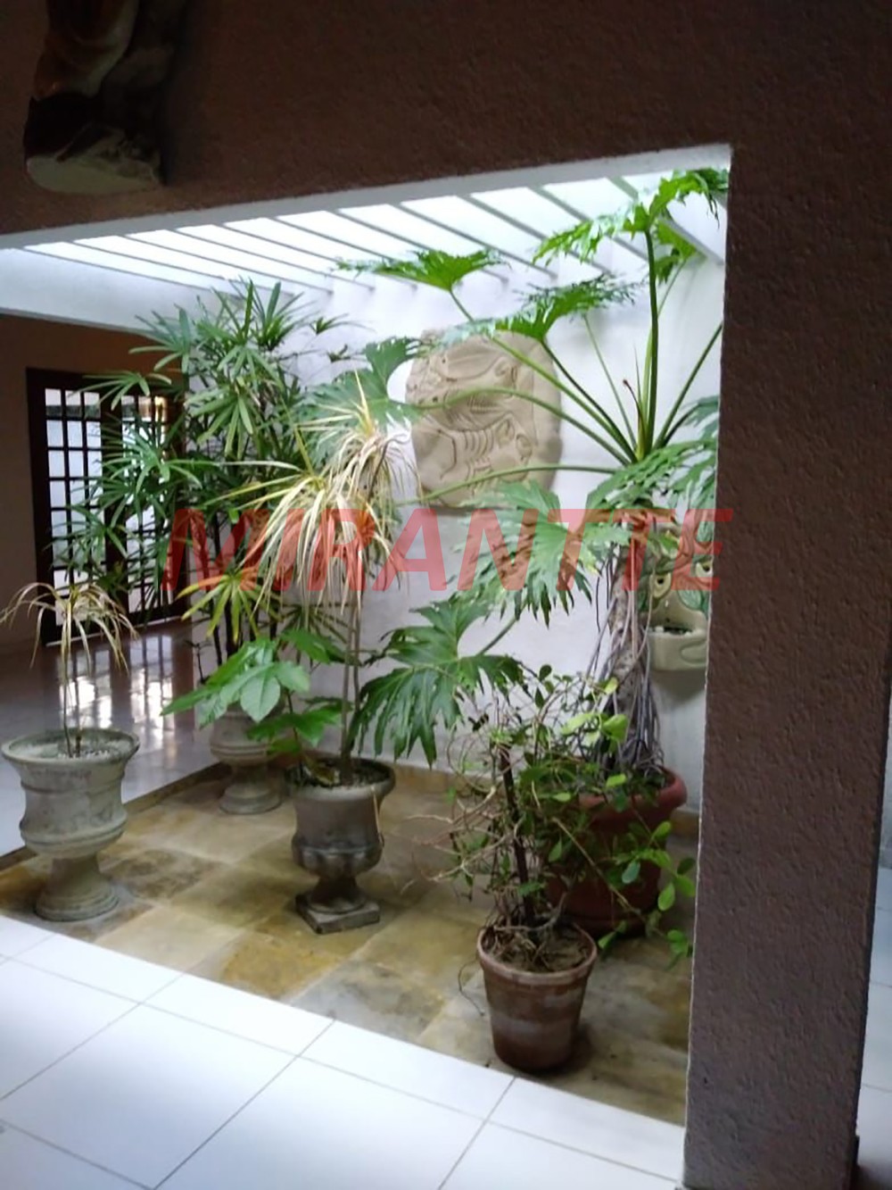 Casa terrea com 7 quartos em Pacheco