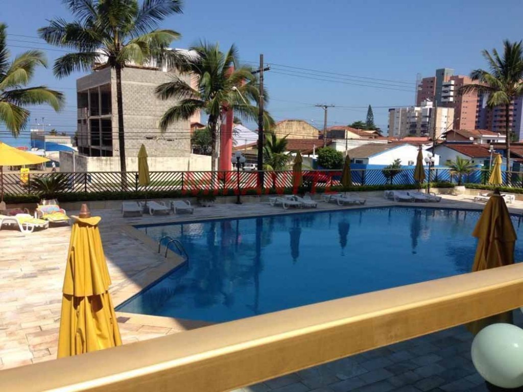 Apartamento de 105m² com 3 quartos em CENTRO