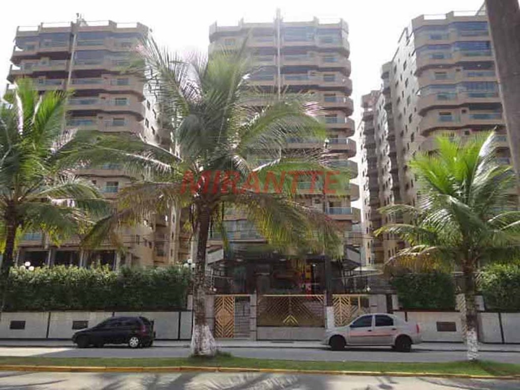 Apartamento de 105m² com 3 quartos em CENTRO