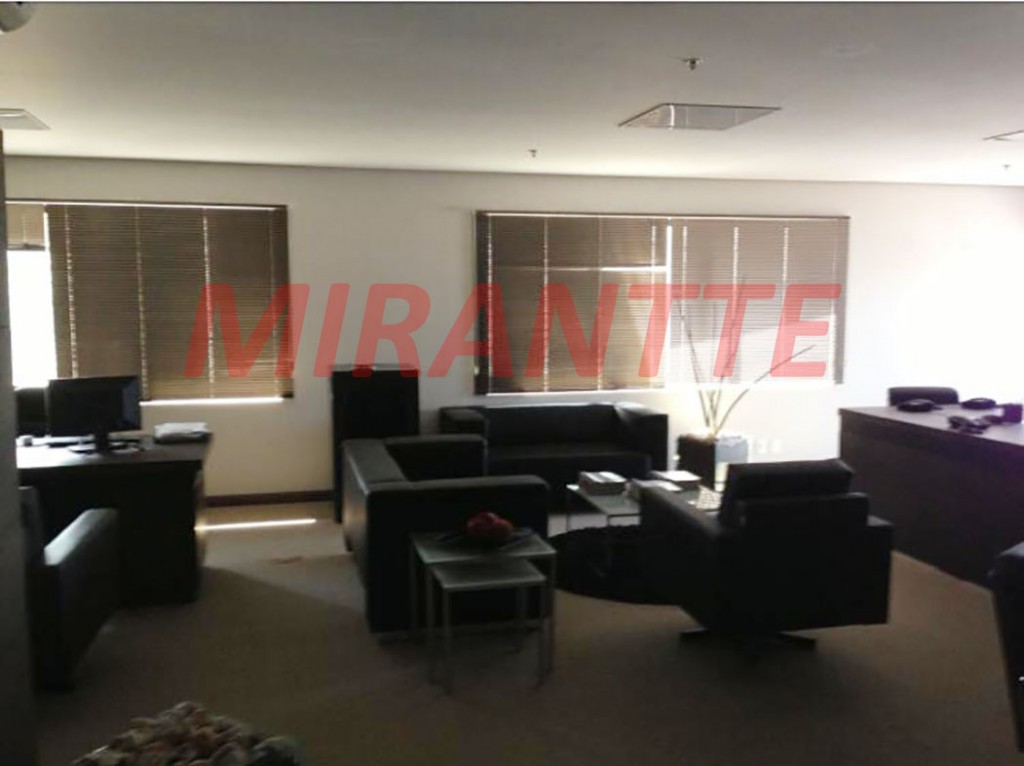 Comercial de 80m² em Santana