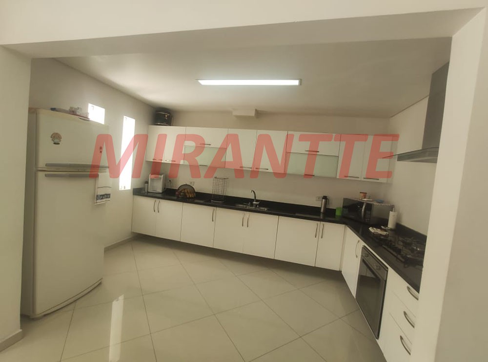 Sobrado de 350m² com 2 quartos em Itapegica