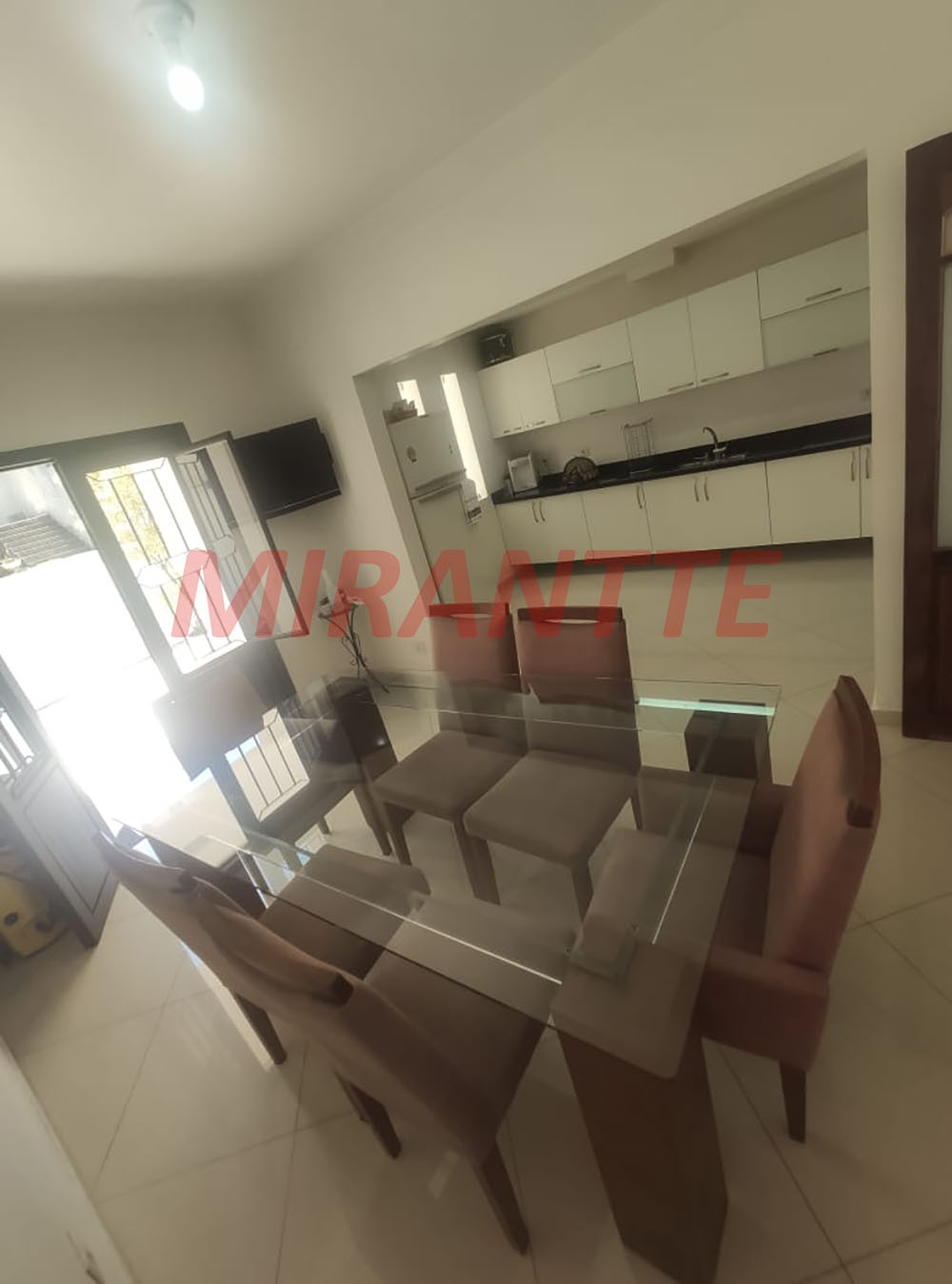 Sobrado de 350m² com 2 quartos em Itapegica