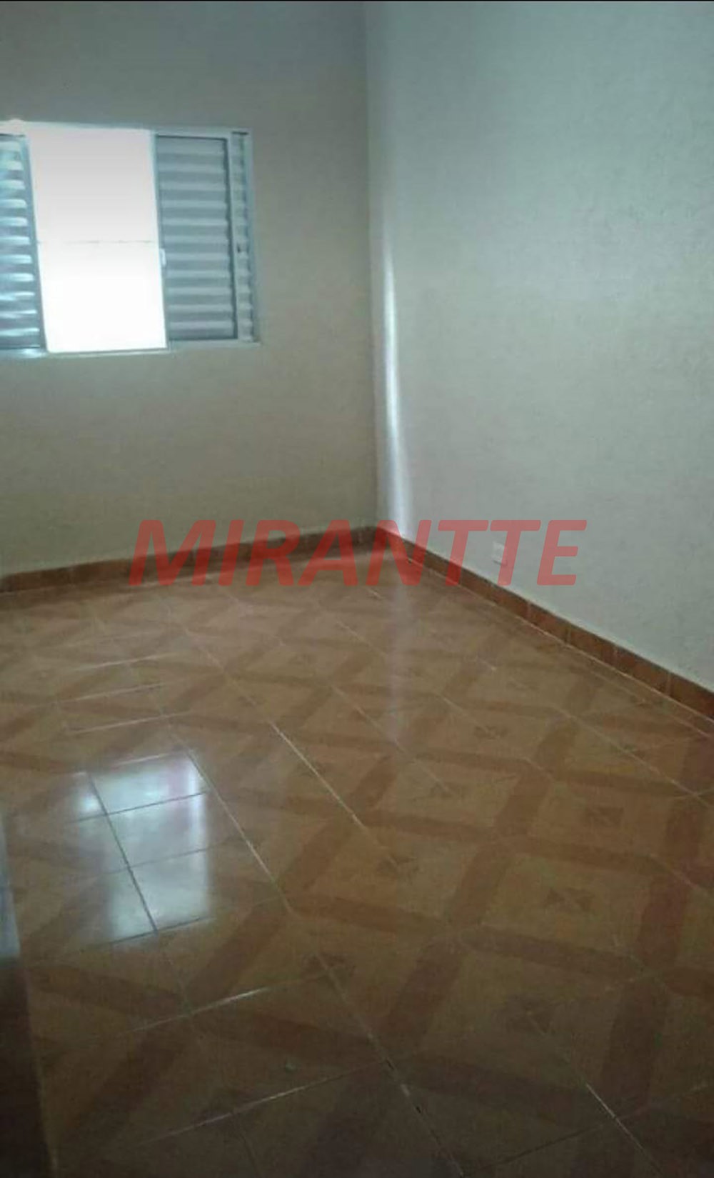 Casa terrea de 230m² com 5 quartos em Parque Sao Luis