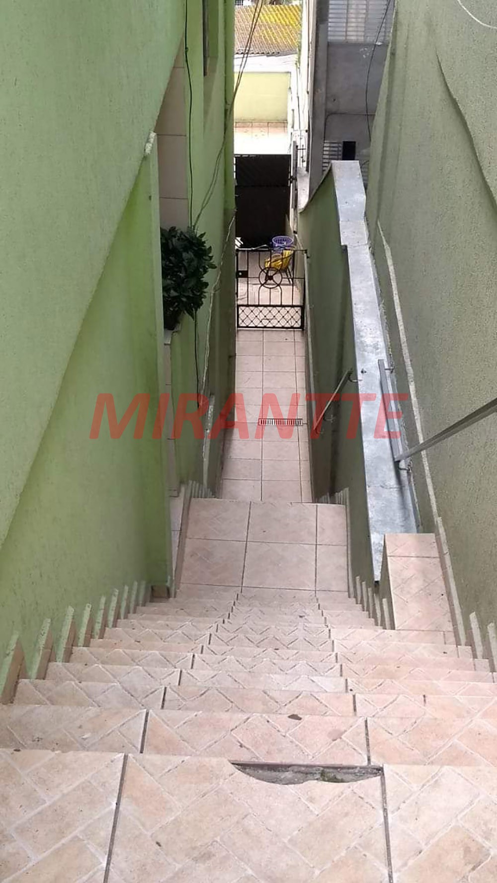Casa terrea de 230m² com 5 quartos em Parque Sao Luis
