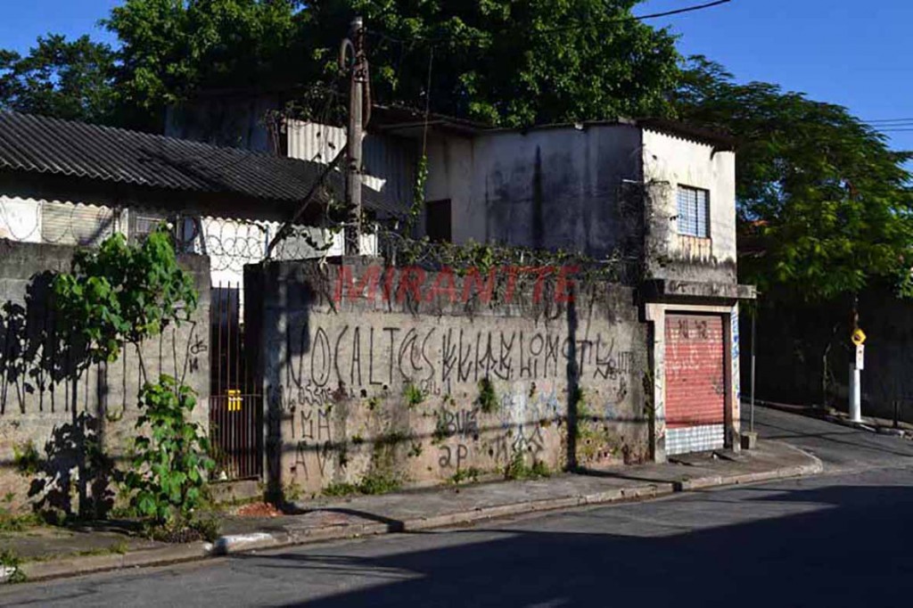 Terreno de 500m² em Vila Clarice