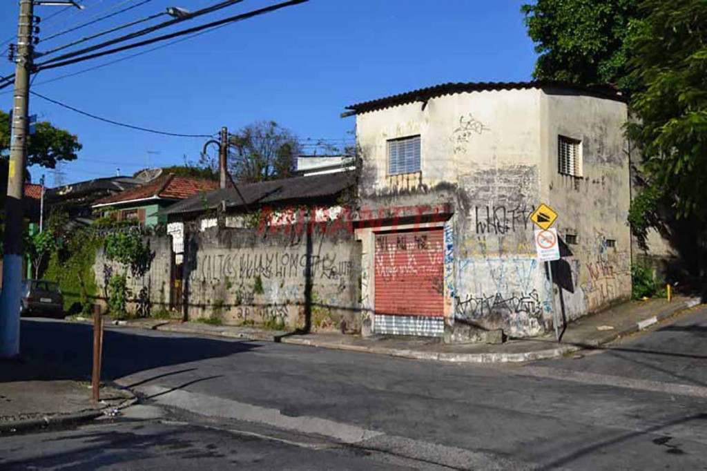 Terreno de 500m² em Vila Clarice