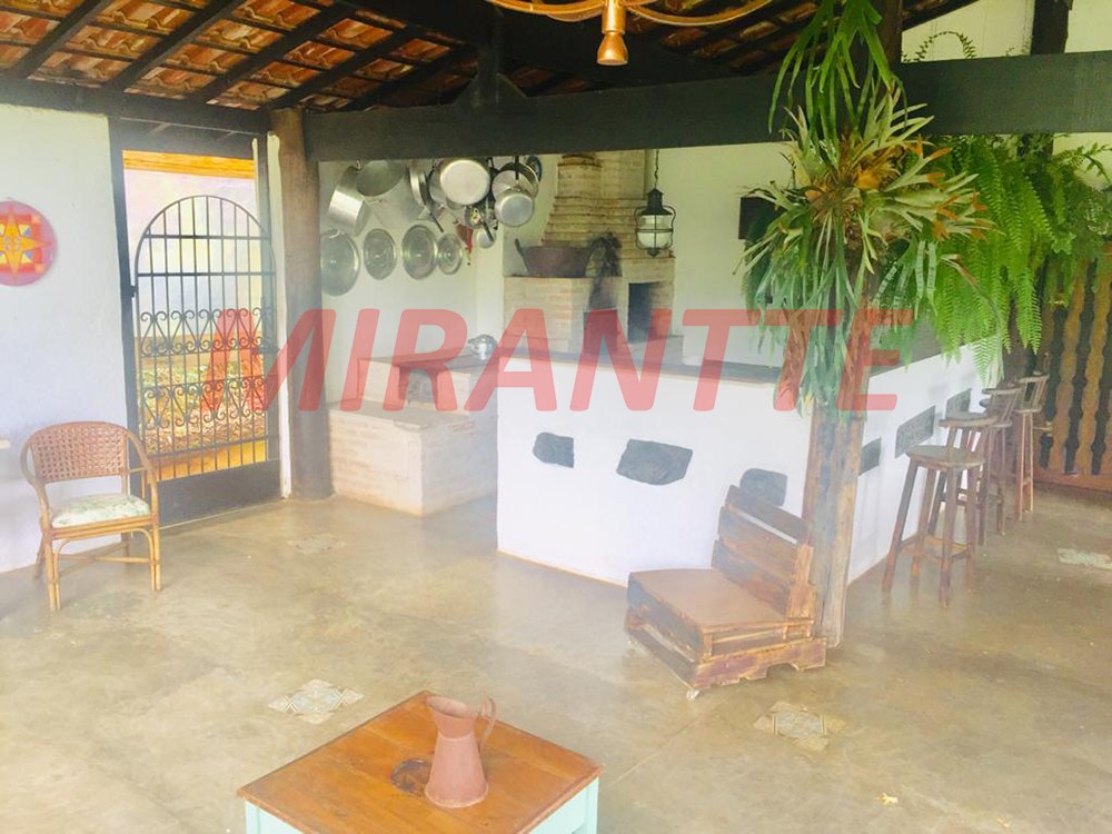 ChÁcara de 600m² com 6 quartos em Serra Da Cantareira