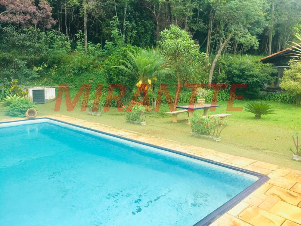 ChÁcara de 600m² com 6 quartos em Serra Da Cantareira