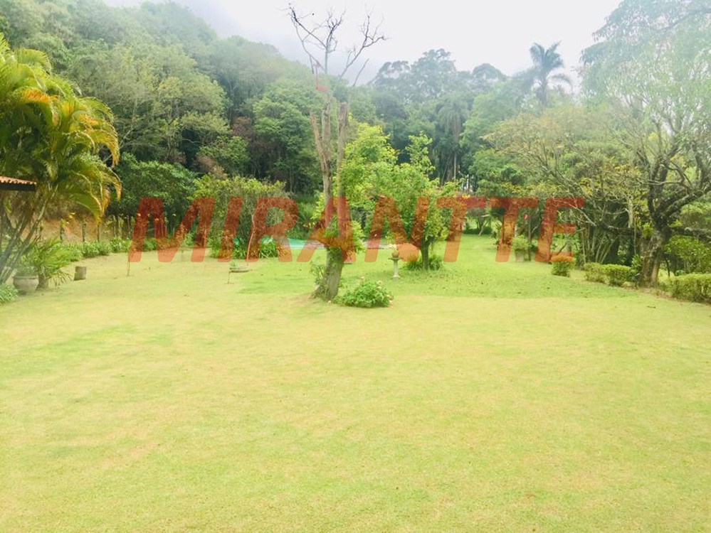 ChÁcara de 600m² com 6 quartos em Serra Da Cantareira